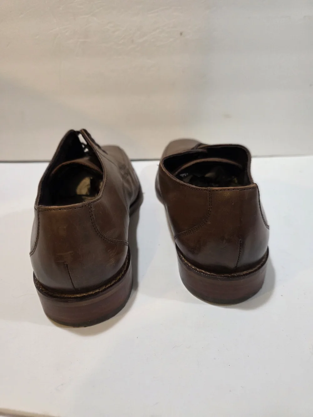 Classic Brown Men’s Leather Dress Oxfords 10 D Florsheims 11483-257